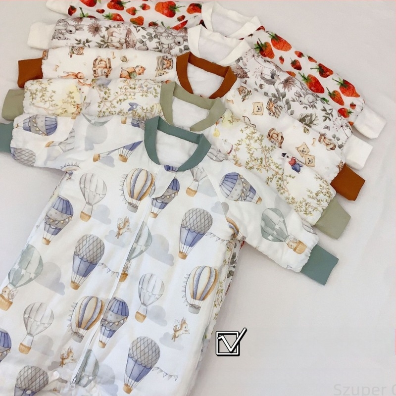 Téli babaszoba alvózsák bambuszrostból, vékony quilt töltettel, osztott lábakkal, ütésmegelőző kialakítás