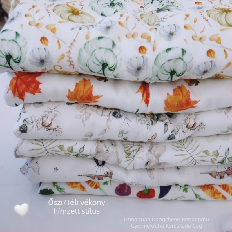 Téli babaszoba alvózsák bambuszrostból, vékony quilt töltettel, osztott lábakkal, ütésmegelőző kialakítás