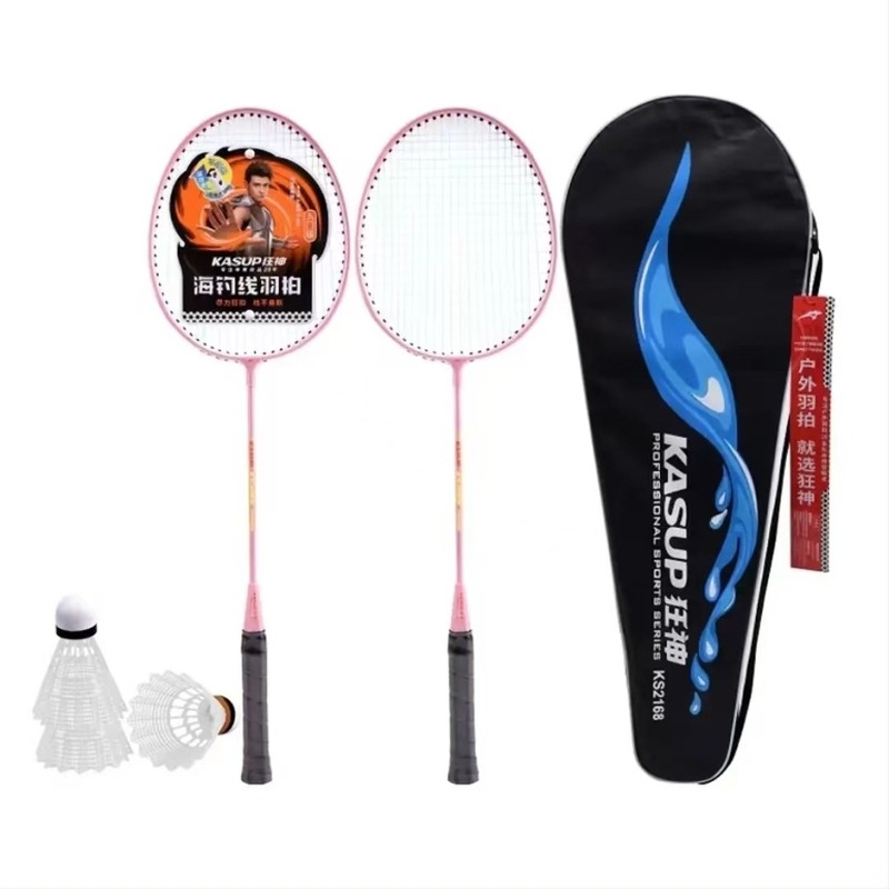 Bádminton ütő – vasötvözet váz, nylon húrok, súly 95–100 g, markolat vastagsága G-4, közvetlen ütés