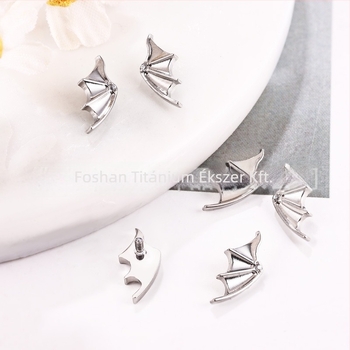 Gyémántos fülbevalók, Ördögszárnyak, titániumötvözet, polírozott felület, tisztaság F–136