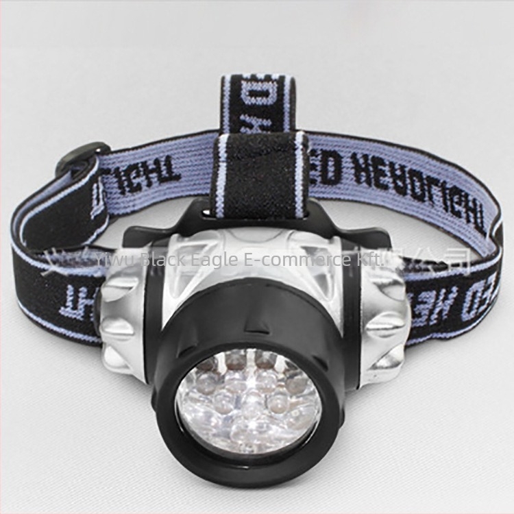 Fejlámpa kempingezéshez és kültéri kalandokhoz (LED 3W; No.7 elem; hatótáv 50 m)