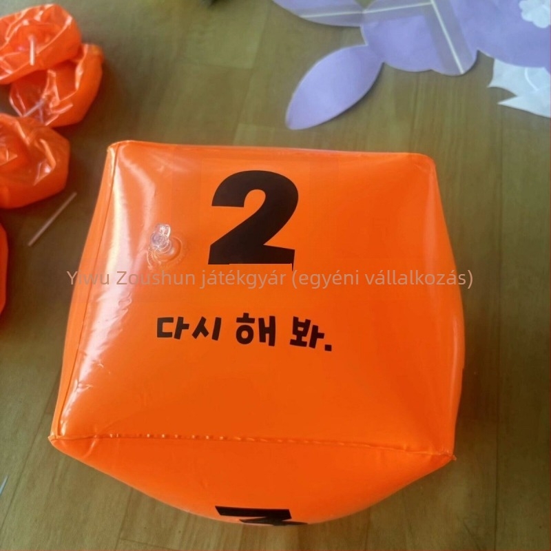 PVC Felfújható dobókocka partikhoz – testreszabható, anyag PVC, stílus derékszögű, négyszögletes forma