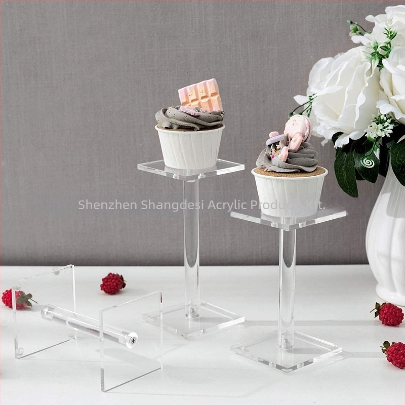 Átlátszó akril ékszerkijelző állvány, négyszögletes kialakítás, három darabos készlet, ékszerek és kiegészítők kiállítására, nőies stílus