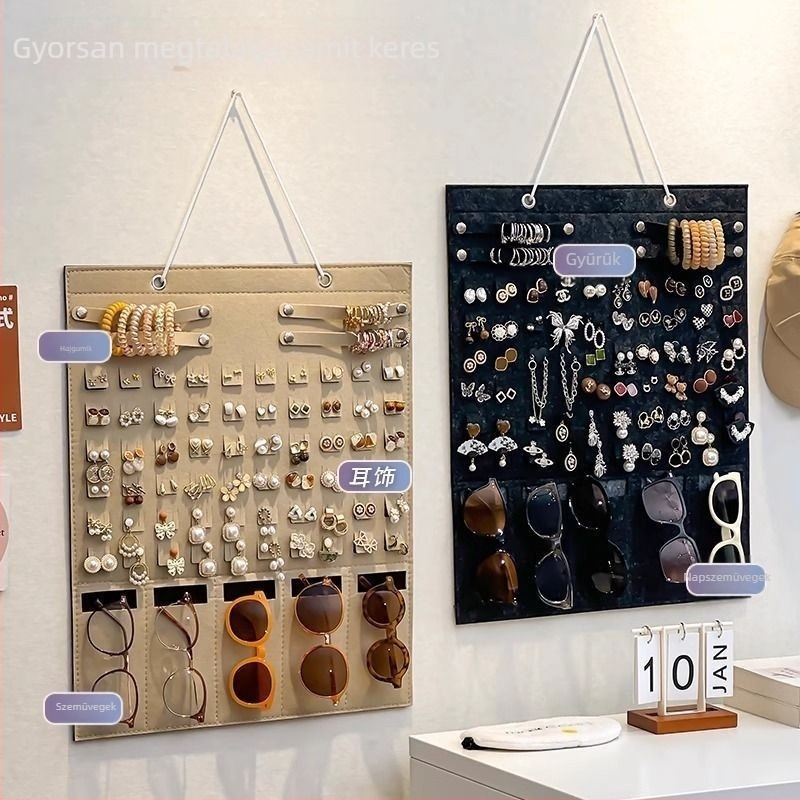 Belon felt ékszerek falra szerelhető tárolója, nem szőtt textile, kampóval történő rögzítés, 1 réteg