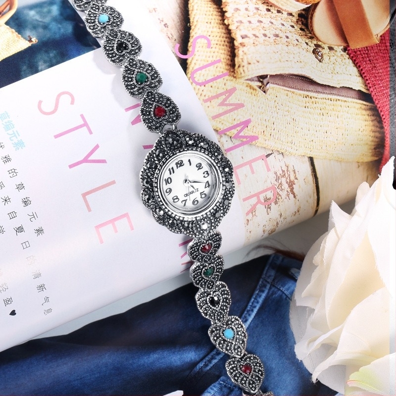 Női karkötő-óra, retro stílus, ötvözet, elektroplatírozás, ötvözetbe illesztett mesterséges kövek