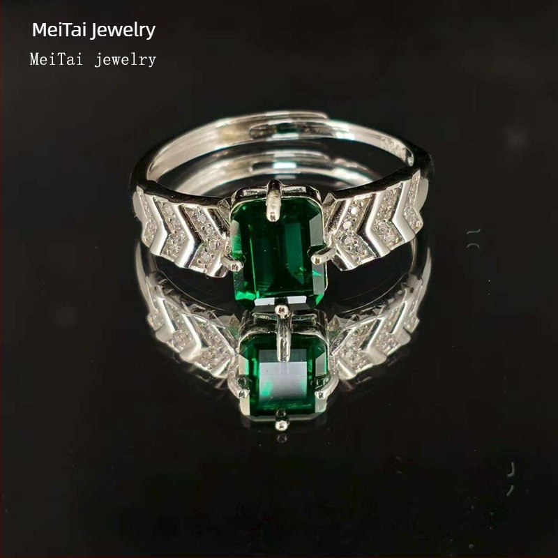 925 ezüst gyűrű laboratóriumban nevelt smaragddal, üreges kialakítás, könnyed luxus stílus, nőknek