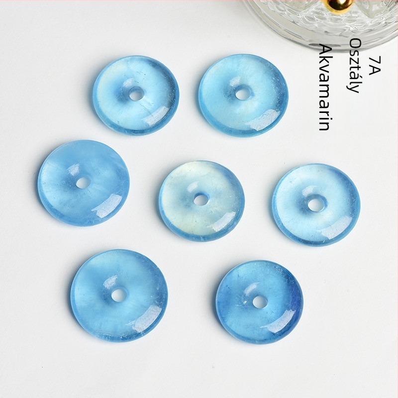 Akvamarin geometriai alakú medálos nyaklánc, polírozott felülettel, eredetű Lianyungang, 2024 tavasz