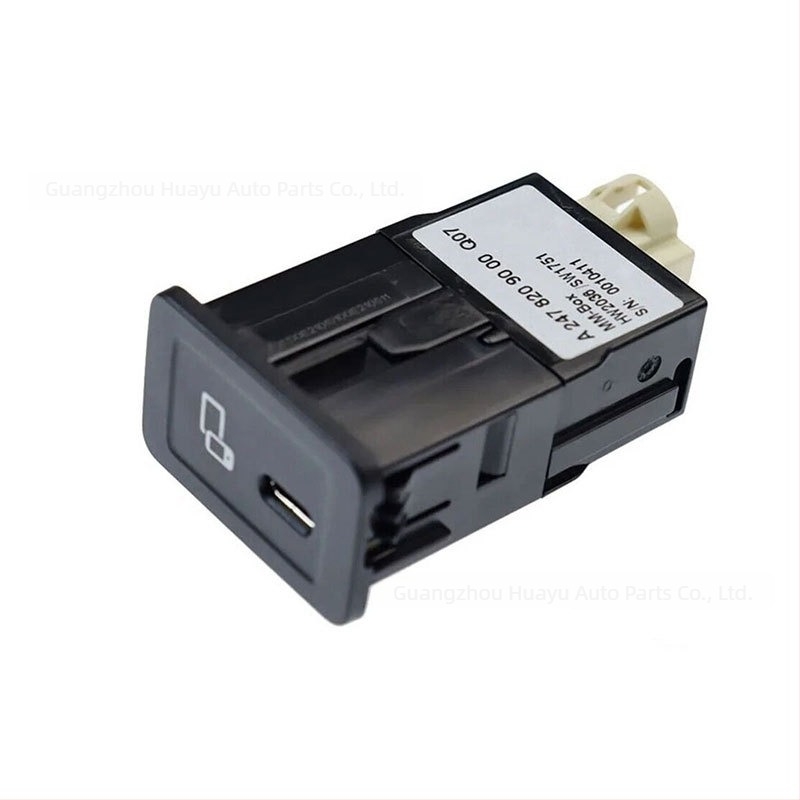 Mercedes-Benz W247/W253/W177 USB‑s vezeték nélküli CarPlay multimédiás adapter (Modellek: A2478209000, A2478203802, A2478204602; Anyag: ABS; Márka: Hy)