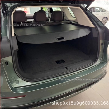 Bőrből készült csomagtartó függöny panel Infiniti QX50