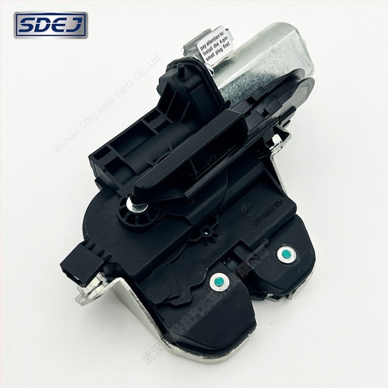 Porsche Cayenne központi zár modul – Elektromos csomagtartó zár, Solejia, Alkatrész-szám 7P0827505M/P/C/K, Tömeg 0,5 kg