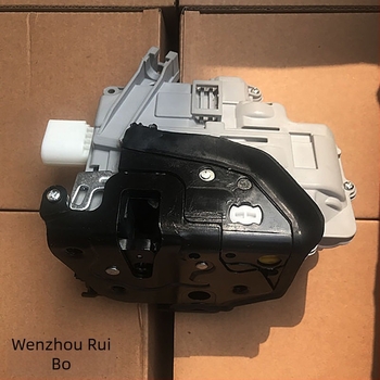 Autó ajtózár blokk központi záróegységgel – márka Wenzhou Ruibo, modellek 1P1837015/1P1837016/1P0839015/1P0839016, kompatibilis a Seat 1P0837015/1P0837016