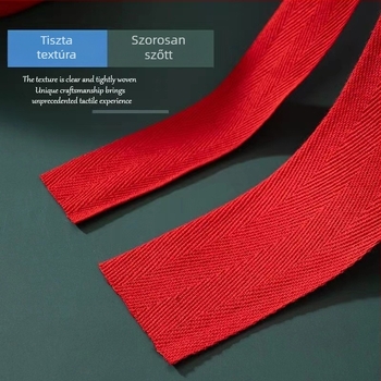 Széles piros pamut damil herringbone mintázatú, piping éllel