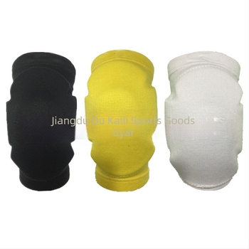 Röplabdához térdvédő szivacsos testtel, felnőtteknek, Quick Force