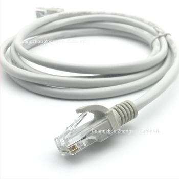 Cat5e belső Ethernet-kábel, tiszta réz vezetőkkel, RJ-45 csatlakozóval, 1–30 m hosszú, csavart érpárral, routerhez alkalmas