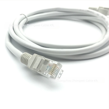 Cat5e belső Ethernet-kábel, tiszta réz vezetőkkel, RJ-45 csatlakozóval, 1–30 m hosszú, csavart érpárral, routerhez alkalmas