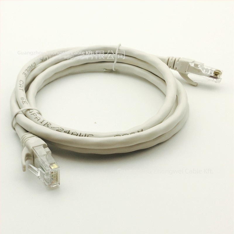 CAT6 Ethernet-kábel, 8 vezető, RJ-45 csatlakozó, sodrott érpár, gigabites sebesség