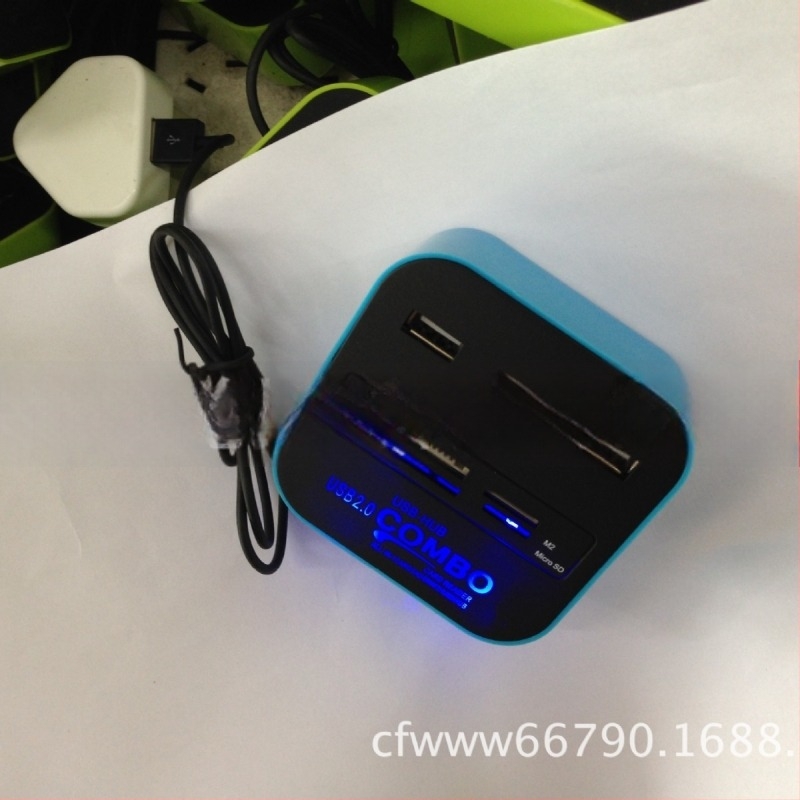 USB 2.0 mindent egyben hub és kártyaolvasó, logó testreszabás, USB-busz táplálás, 480 Mbps átviteli sebesség