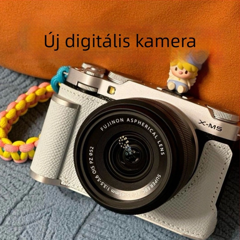Tükör nélküli CCD retro digitális kamera dupla selfie kamerával (68 MP • 16x optikai zoom • 2.7in LCD • periszkópos objektív • CCD szenzor 1/1.7)