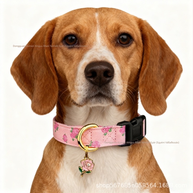 Kutyanyakörv pamut-poliészter anyagból, virágos mintával, Márka Star Language, állítható, lazább stílus