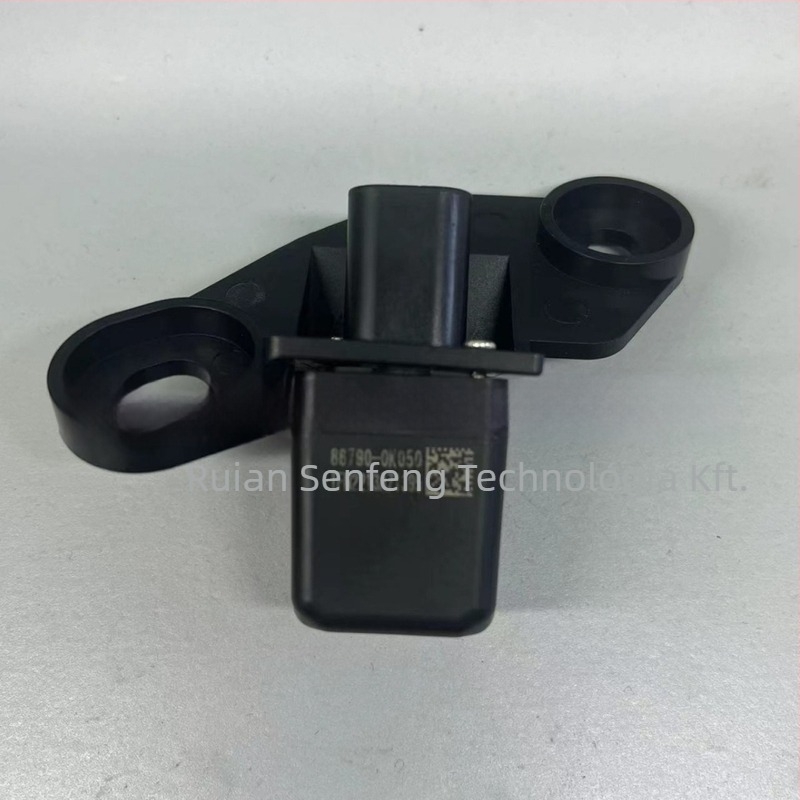 Hátsó kamera Toyota Hilux 2020-2022, Modell 86790-0K050/867900K050, ABS ház, 12V tápegység, ultra-tiszta felbontás, eredeti jármű kompatibilis