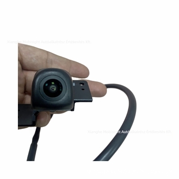 Hátsó kamera Hyundai Tucsonhoz (2016–2018) – állítható szög, 460x600 felbontás, 6W teljesítmény, műanyag ház