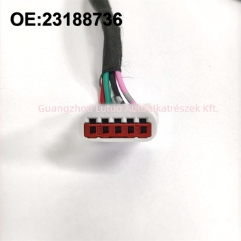 2018–2023 GMC Terrainhez hátsó nézet kamera, modell 23188736, 12V tápforrás, 480x600 felbontás, állítható szög