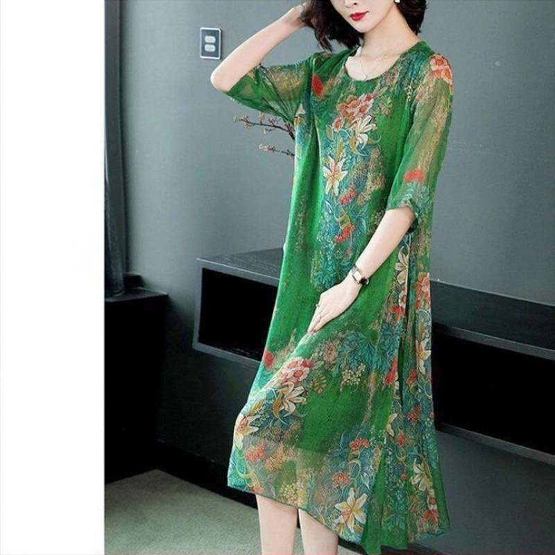 Középkorú nők nyári chiffon mintás ruhája, bő szabás, plusz méret, midi hosszú, hasi területet karcsúsító hatás