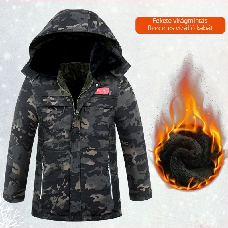Kamuflázzal mintázott pamut töltésű kabát, cipzáras zárás, álló gallér, laza szabás, több zseb, téli meleg