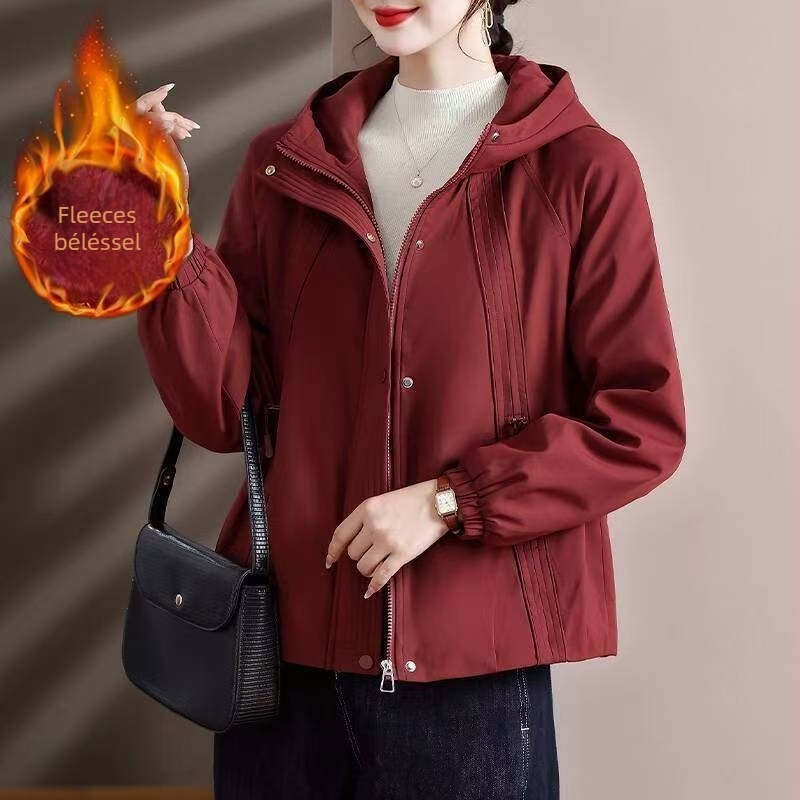 Snow Evening középméretű női kabát, Casual stílus, geometriai mintázat, enyhén gyűrt felület, TR szövet PVC 70–80% és poliészter 50–70%, Ősz 2025