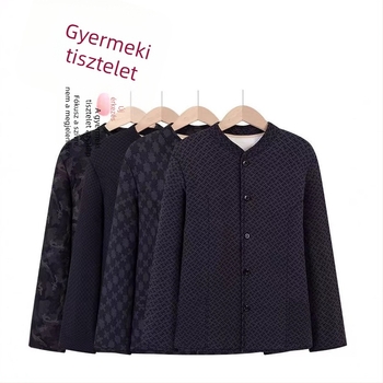 Középkorú és idősebb férfiak téli vastag bélelt kabátja fleece bélésű, kapucnival