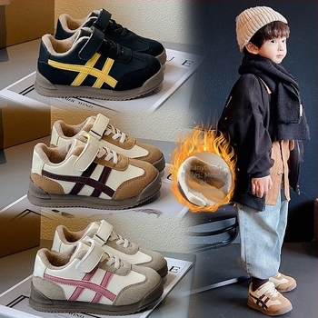 Gyerekeknek szóló sportcipő szintetikus bőrből készült felsőrésszel, Velcro zárás, puha PVC talp, középmagas felsőrész, pamut bélés