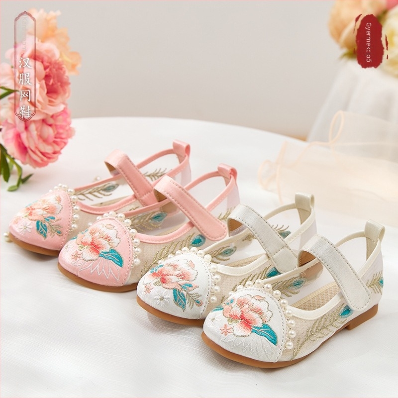 Hanfu stílusú gyermek sandal, hálós felsőrésszel és hímzett virágmintával, légies nyári lábbeli etno-stílusban