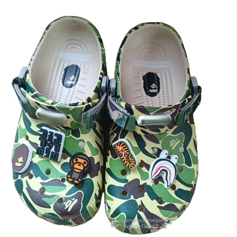 Cros Beppo gyerekeknek CAMO nyomtatású lyukas szandál, EVA felsőrész, mindennapi nyári stílus, 4–16 éveseknek