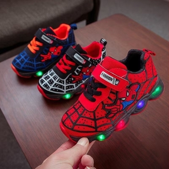 Uniszex gyerek sportcipő LED világítással, könnyű, textil felsőrész, gumitalp, Velcro-zárás