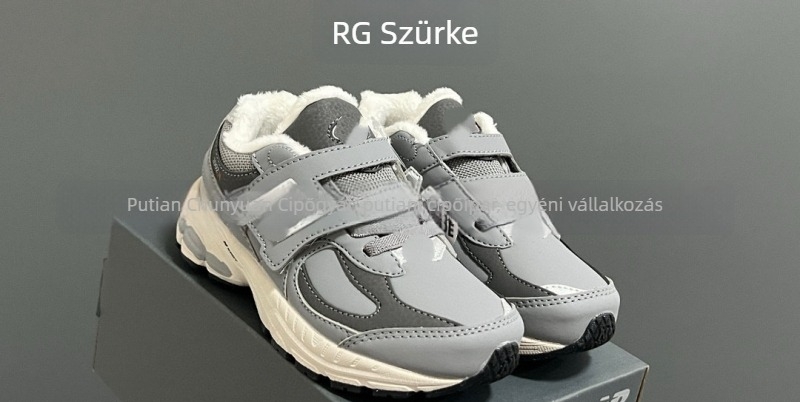Gyerekeknek futócipő fleece béléssel; Velcro-zárás; felsőrész: velúr + szintetikus bőr + textil; talp: gumi + EVA + PU; könnyű, csúszásmentes, kopásálló és ütéscsillapító.