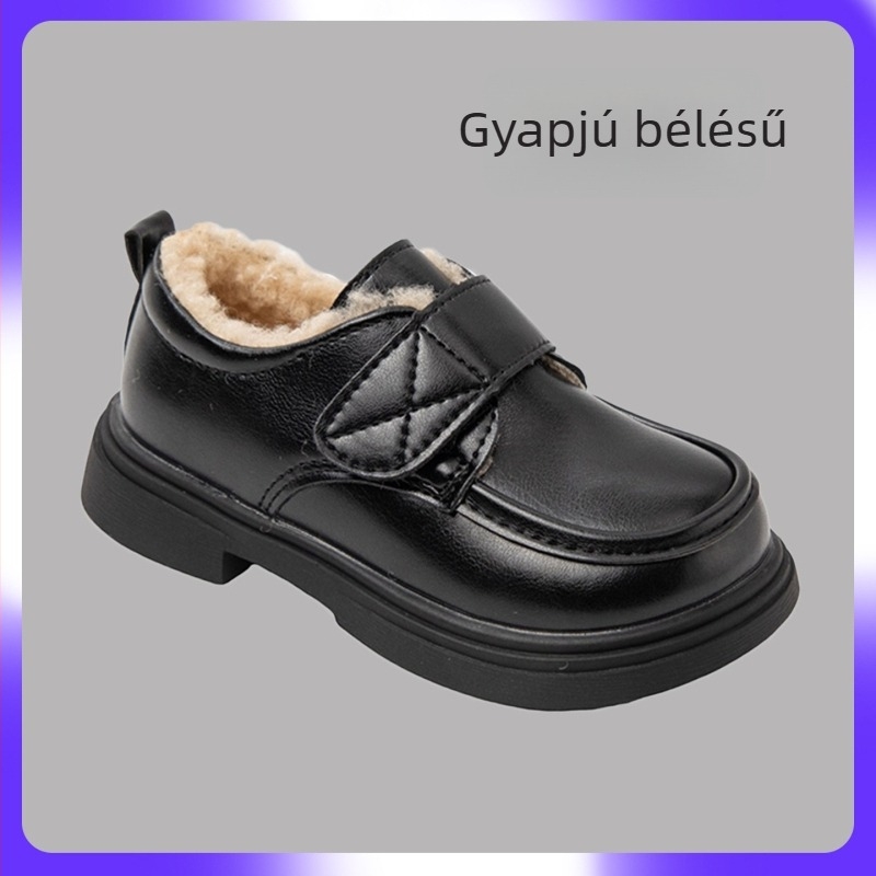 Fiúknak való fekete bőr előadásokhoz illő mokaszín, puha talppal, fleece-béléssel és dupla gyapjú töltéssel