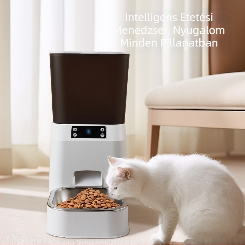 Intelligens automata etető macskáknak és kutyáknak időzített adagokkal és távoli vizuális megfigyeléssel