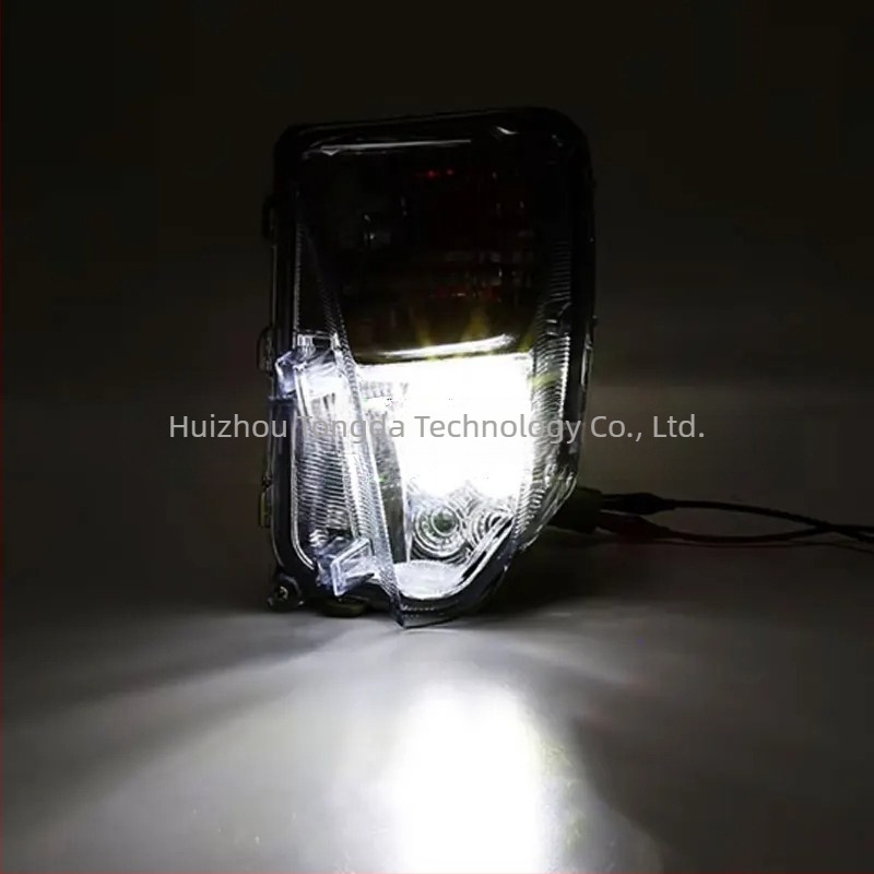 Toyota Prius 2012-2015 első ködlámpája – LED nappali világítás, 12V, 1W LED, 100000 óra élettartam