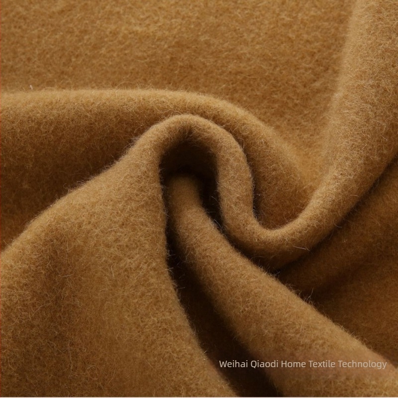 Gyapjú-kasmír pléd, hotel-stílus, négy évszakos használat, súly 500–800 g, nedvességálló, testreszabható feldolgozás