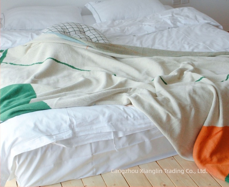 Kötött takaró geometriai mintával, 100% pamut, 300–499 g súly, négy évszakra