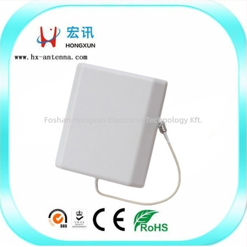 Falihoz szerelt síkpanel antenna beltéri 4G, 698–2700 MHz, SWR ≤1.8, 50 Ω, 7/9 dBi