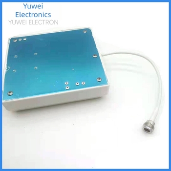 Faliantenna SNWDXBGYW030, beltéri és kültéri használat, nyereség 5–8 dBi, frekvenciasáv 800–2500 MHz, impedancia 50 Ω, VSWR ≤ 2.0