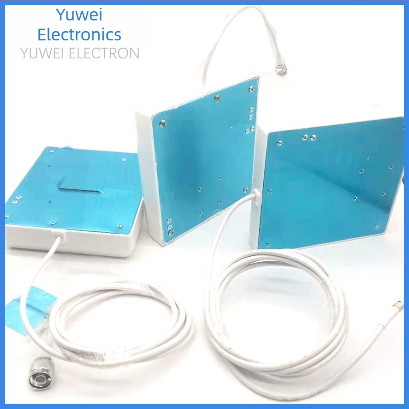 Faliantenna SNWDXBGYW030, beltéri és kültéri használat, nyereség 5–8 dBi, frekvenciasáv 800–2500 MHz, impedancia 50 Ω, VSWR ≤ 2.0