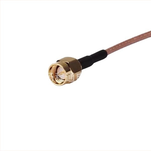 MCX ívelt női csatlakozó RG316-kábel-összeállítás, modell YCT025, 50 Ω, 600–6000 MHz, SWR ≤1.5, működési feszültség 3–5 V