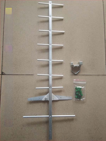 DFHY-09 Kültéri DTMB TV-antenna, 9-elemű, 470-860 MHz, 9–11 dBi, 50 Ω, SWR ≤ 1.5