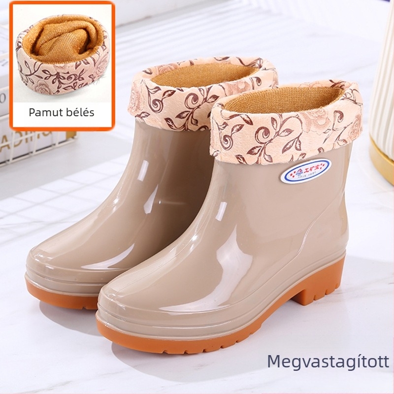 Női PVC esőcsizma, alacsony szár, alacsony sarka 1–3 cm, egyszínű, minden évszakban