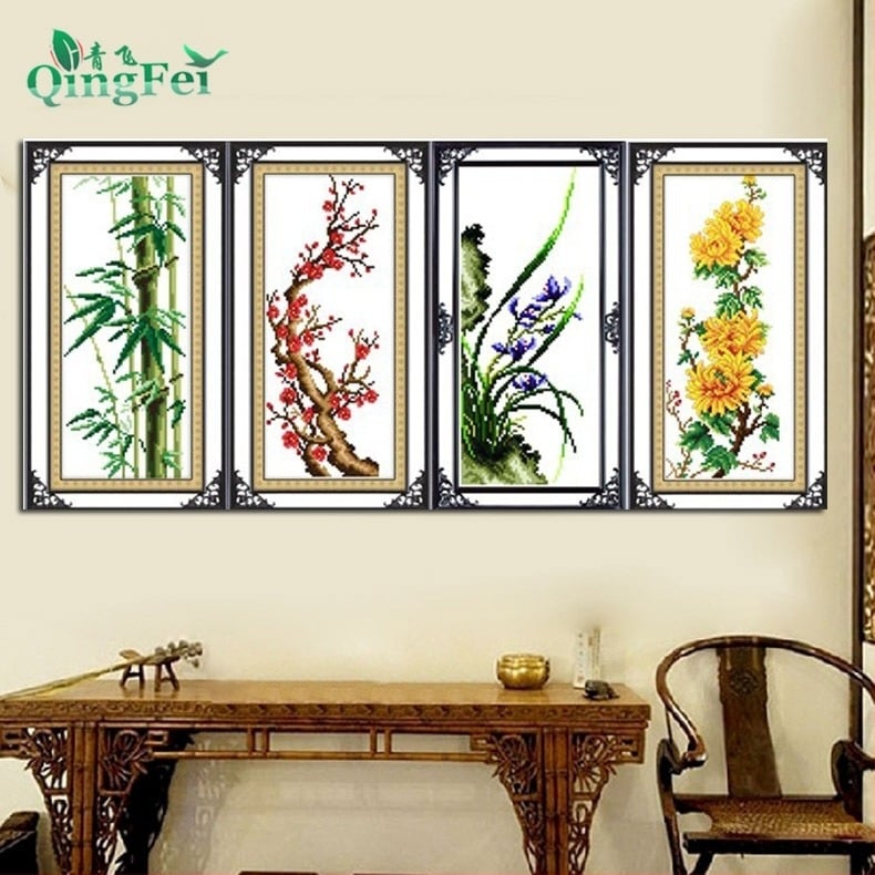 Qingfei 3D keresztszemes készlet nyomtatott anyagra: szilva virága, orchidea, bambusz és krizantéma — négy nemes, négy paneles függőleges dizájn