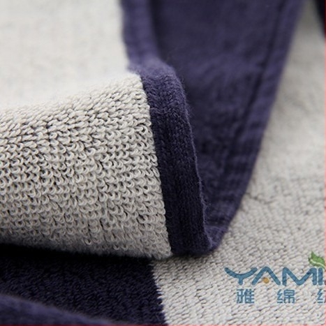 YM pamut fürdőlepedő, jacquard, fonalra festett, 550 g/m²