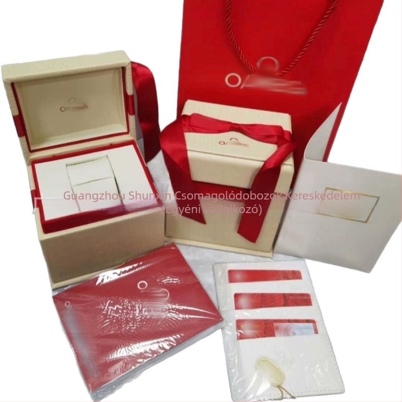 Replika órás doboz – Omi Cafe Konstelláció Pillangó sorozat; Anyag Cortical; Modell Replica watch box; Csomagolás Packing box; Cél: ajándék/általános/ékszer csomagolás; Gyártási folyamat replication process