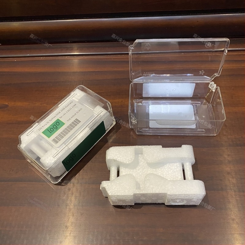 Átlátszó óratartó doboz flip-dizájnnal, modell RLX007, PET műanyag, összekapcsolt flip csomagolás, ajándék- és ékszercsomagoláshoz.